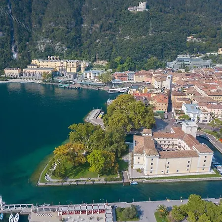 Loft Adamello 200m From - Happy * Riva del Garda